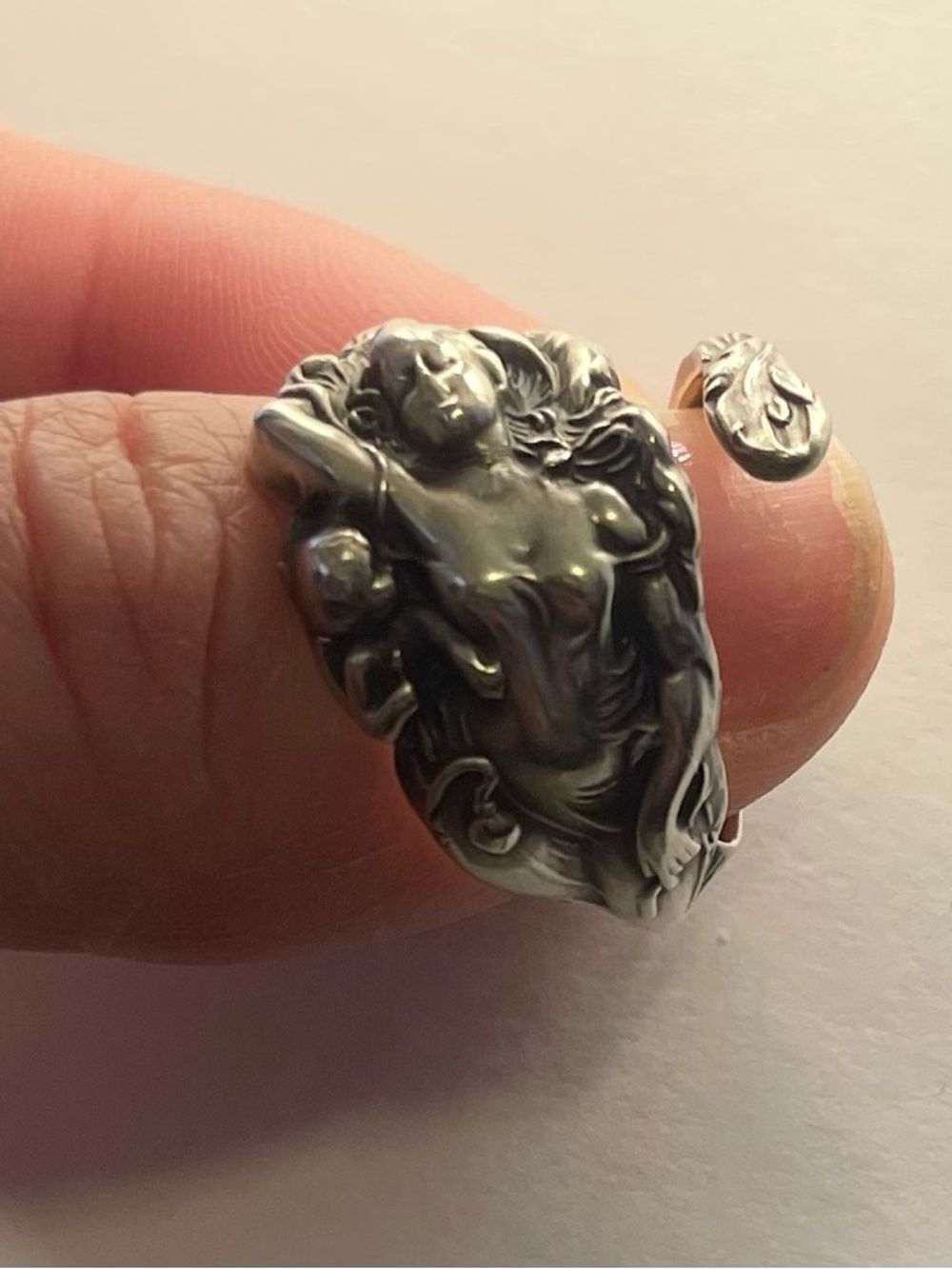 Size 7.5 - Spoon Ring Sterling Silver Beautiful Mother & Child Wrap Ring - Picture 4 of 8